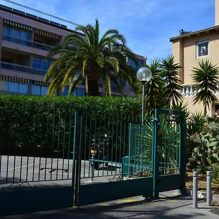 Agreable Avec Loggia, Garage Et A Proximite - 2 Couchages, - Fr-1-252-62