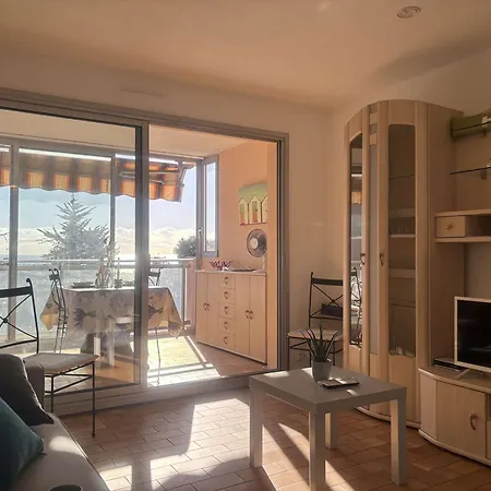 Agreable Avec Loggia, Garage Et A Proximite - 2 Couchages, - Fr-1-252-62 Apartment Golfe-Juan